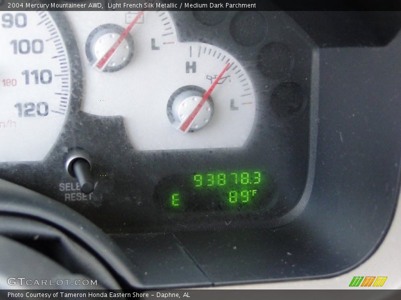 Light French Silk Metallic / Medium Dark Parchment 2004 Mercury Mountaineer AWD