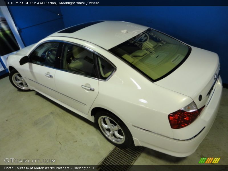 Moonlight White / Wheat 2010 Infiniti M 45x AWD Sedan