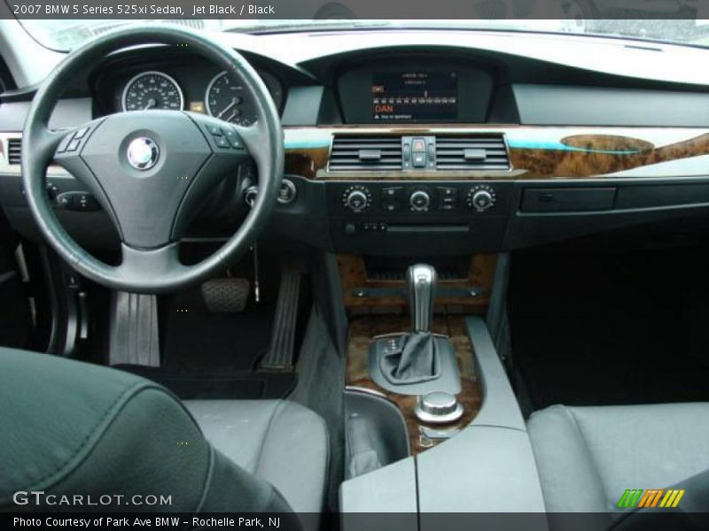 Jet Black / Black 2007 BMW 5 Series 525xi Sedan