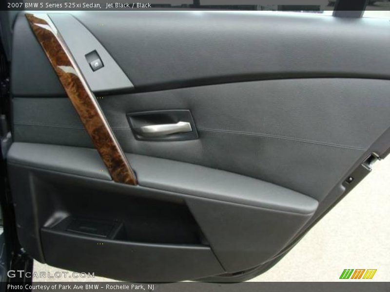 Jet Black / Black 2007 BMW 5 Series 525xi Sedan