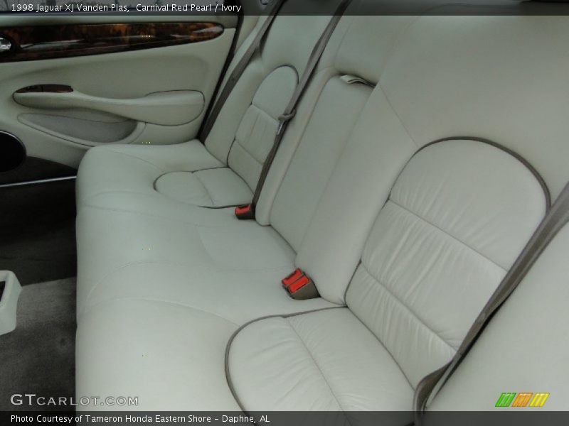  1998 XJ Vanden Plas Ivory Interior
