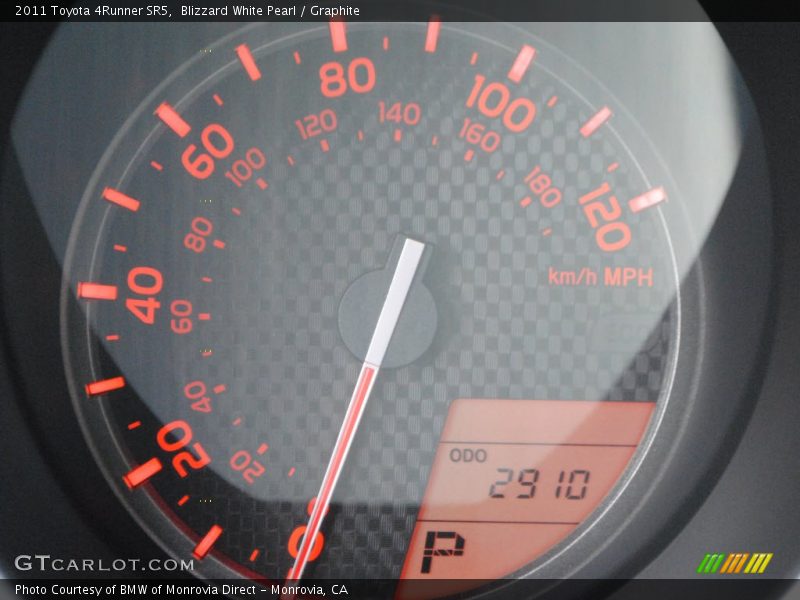 Blizzard White Pearl / Graphite 2011 Toyota 4Runner SR5