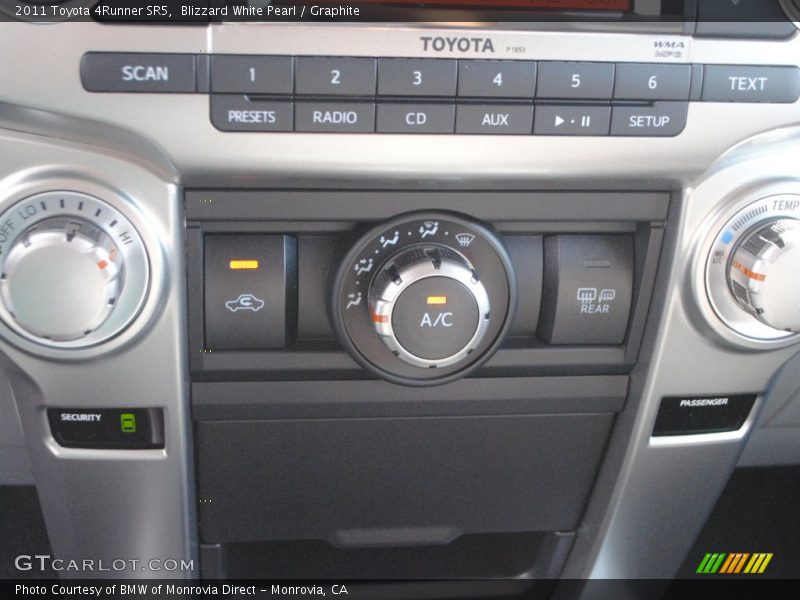 Blizzard White Pearl / Graphite 2011 Toyota 4Runner SR5