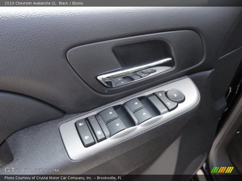 Black / Ebony 2010 Chevrolet Avalanche LS