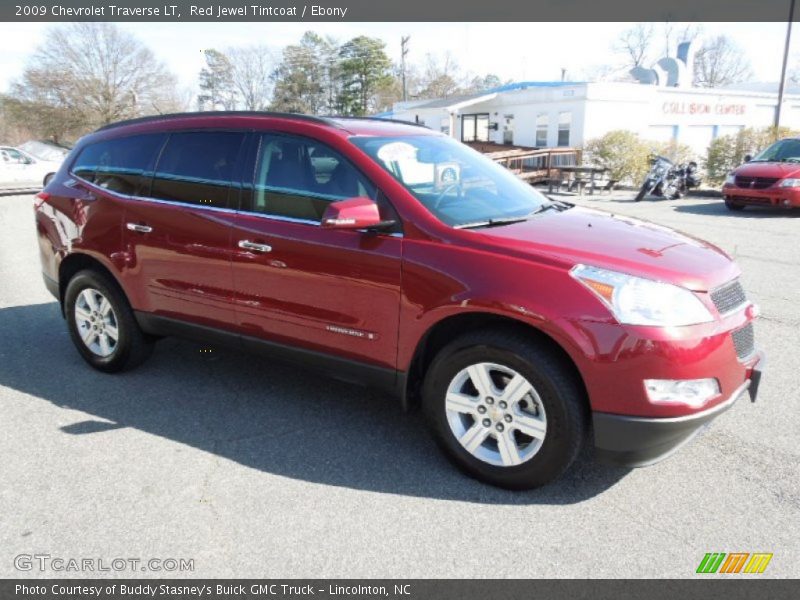 Red Jewel Tintcoat / Ebony 2009 Chevrolet Traverse LT