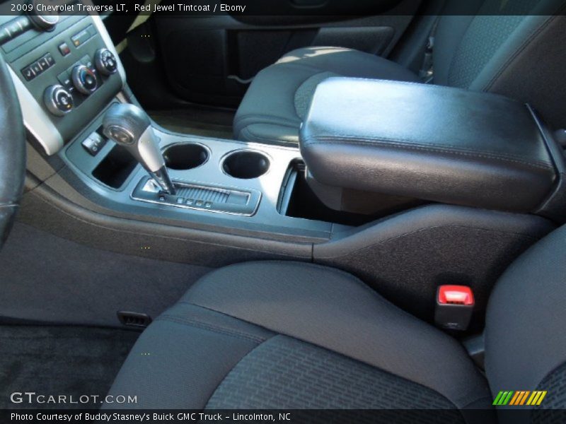 Red Jewel Tintcoat / Ebony 2009 Chevrolet Traverse LT