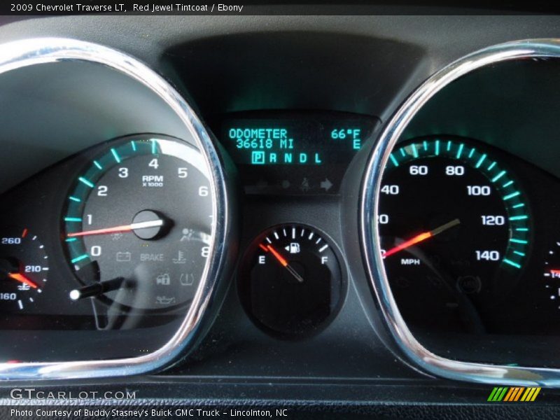 Red Jewel Tintcoat / Ebony 2009 Chevrolet Traverse LT
