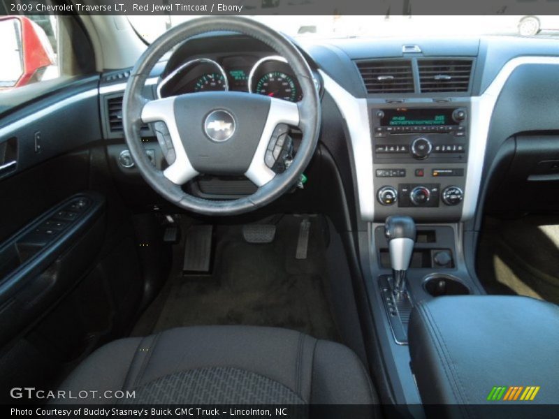 Red Jewel Tintcoat / Ebony 2009 Chevrolet Traverse LT
