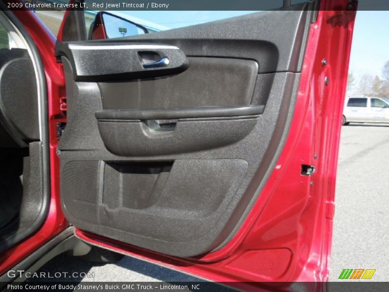 Red Jewel Tintcoat / Ebony 2009 Chevrolet Traverse LT