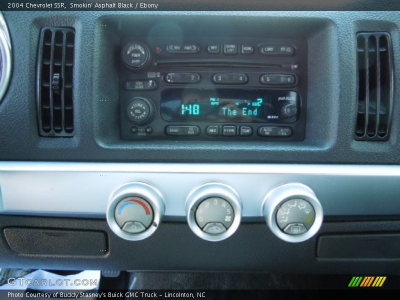 Smokin' Asphalt Black / Ebony 2004 Chevrolet SSR