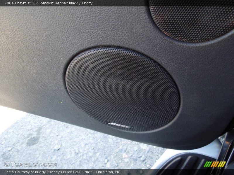 Smokin' Asphalt Black / Ebony 2004 Chevrolet SSR
