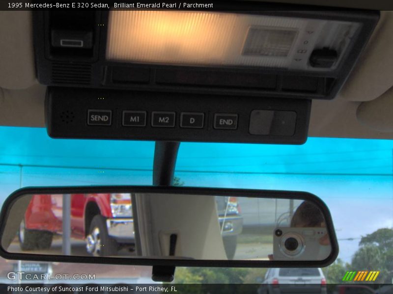 Brilliant Emerald Pearl / Parchment 1995 Mercedes-Benz E 320 Sedan