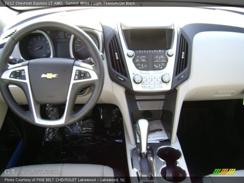 Summit White / Light Titanium/Jet Black 2012 Chevrolet Equinox LT AWD