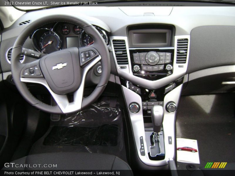 Silver Ice Metallic / Jet Black 2012 Chevrolet Cruze LT