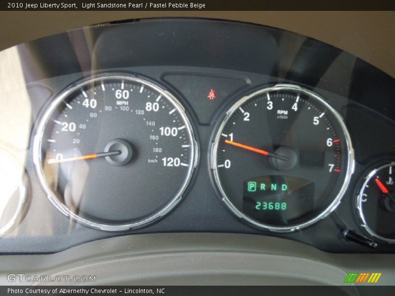 Light Sandstone Pearl / Pastel Pebble Beige 2010 Jeep Liberty Sport