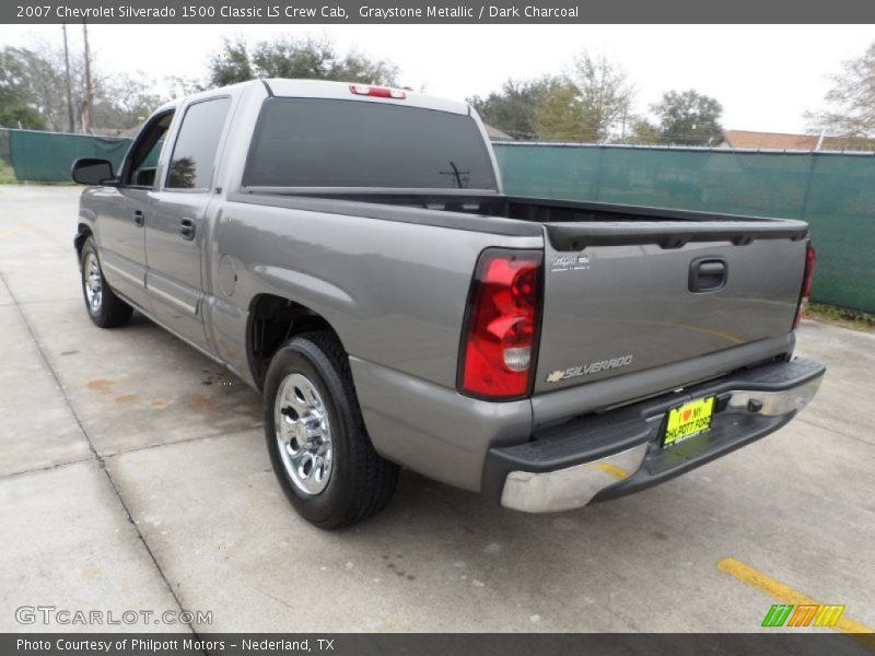 Graystone Metallic / Dark Charcoal 2007 Chevrolet Silverado 1500 Classic LS Crew Cab