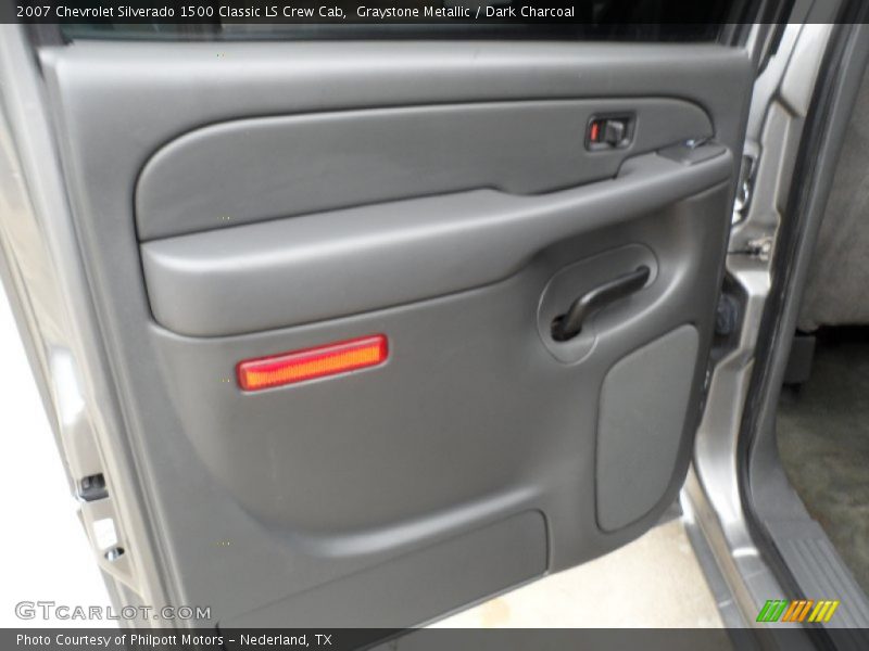 Graystone Metallic / Dark Charcoal 2007 Chevrolet Silverado 1500 Classic LS Crew Cab