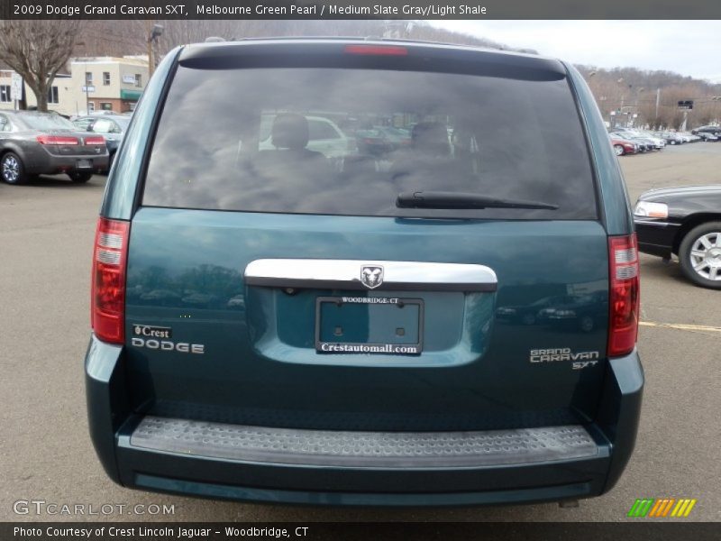 Melbourne Green Pearl / Medium Slate Gray/Light Shale 2009 Dodge Grand Caravan SXT