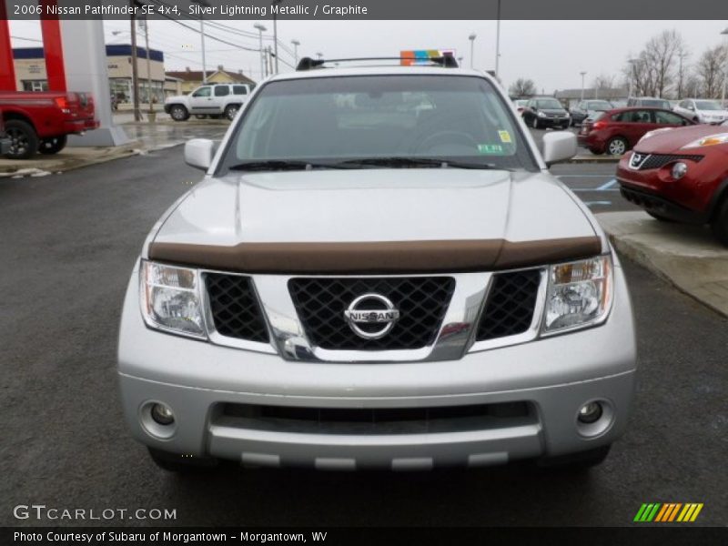 Silver Lightning Metallic / Graphite 2006 Nissan Pathfinder SE 4x4