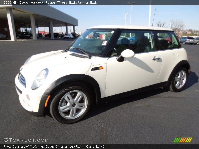 Pepper White / Black/Panther Black 2006 Mini Cooper Hardtop