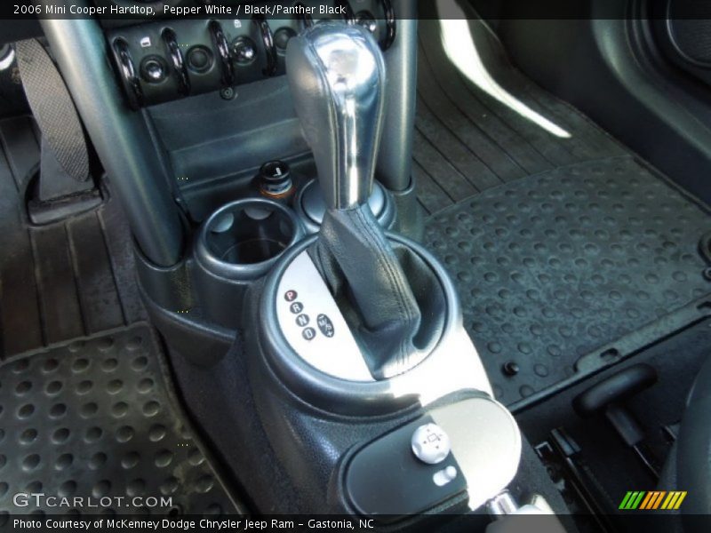 Pepper White / Black/Panther Black 2006 Mini Cooper Hardtop