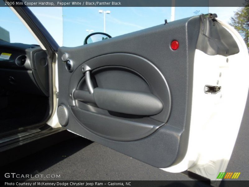 Pepper White / Black/Panther Black 2006 Mini Cooper Hardtop