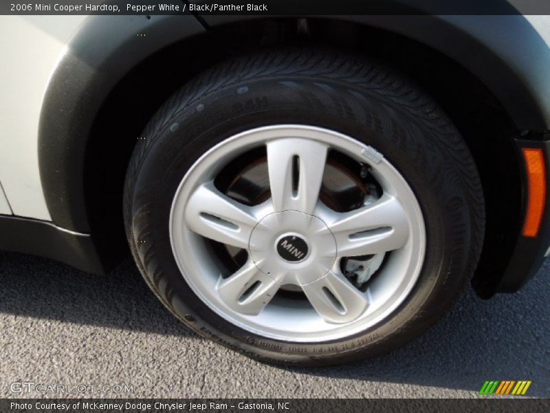 Pepper White / Black/Panther Black 2006 Mini Cooper Hardtop