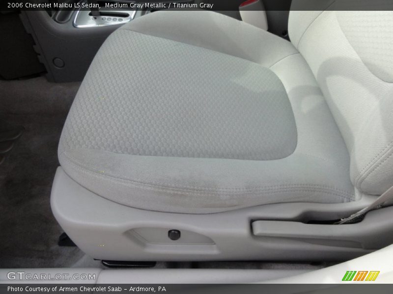 Medium Gray Metallic / Titanium Gray 2006 Chevrolet Malibu LS Sedan