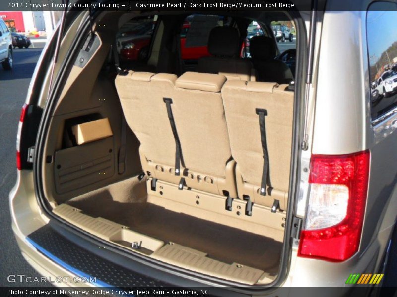 Cashmere Pearl / Dark Frost Beige/Medium Frost Beige 2012 Chrysler Town & Country Touring - L