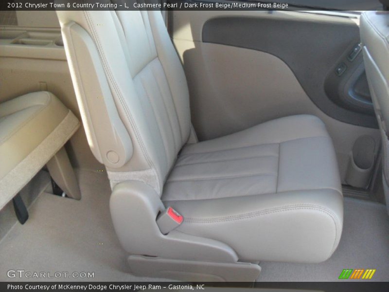 Cashmere Pearl / Dark Frost Beige/Medium Frost Beige 2012 Chrysler Town & Country Touring - L