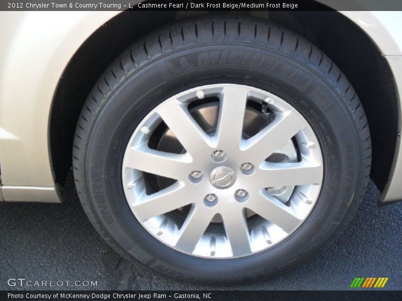 Cashmere Pearl / Dark Frost Beige/Medium Frost Beige 2012 Chrysler Town & Country Touring - L