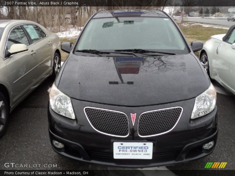 Abyss Black / Graphite 2007 Pontiac Vibe