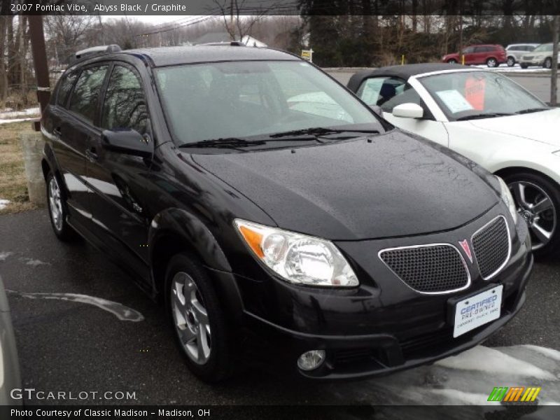 Abyss Black / Graphite 2007 Pontiac Vibe
