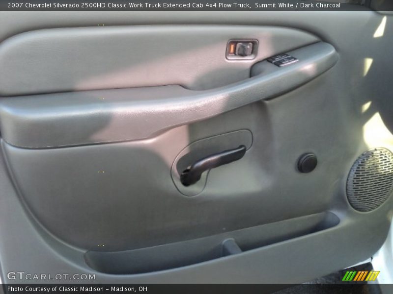 Summit White / Dark Charcoal 2007 Chevrolet Silverado 2500HD Classic Work Truck Extended Cab 4x4 Plow Truck