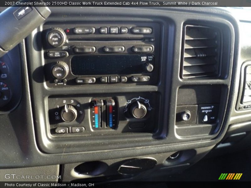 Summit White / Dark Charcoal 2007 Chevrolet Silverado 2500HD Classic Work Truck Extended Cab 4x4 Plow Truck