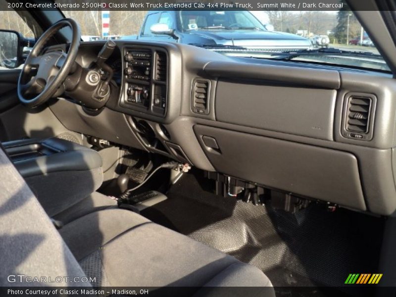 Summit White / Dark Charcoal 2007 Chevrolet Silverado 2500HD Classic Work Truck Extended Cab 4x4 Plow Truck