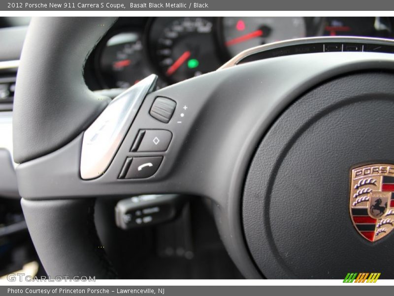 Controls of 2012 New 911 Carrera S Coupe