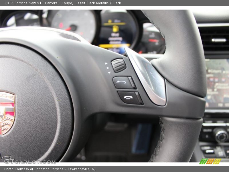 Controls of 2012 New 911 Carrera S Coupe