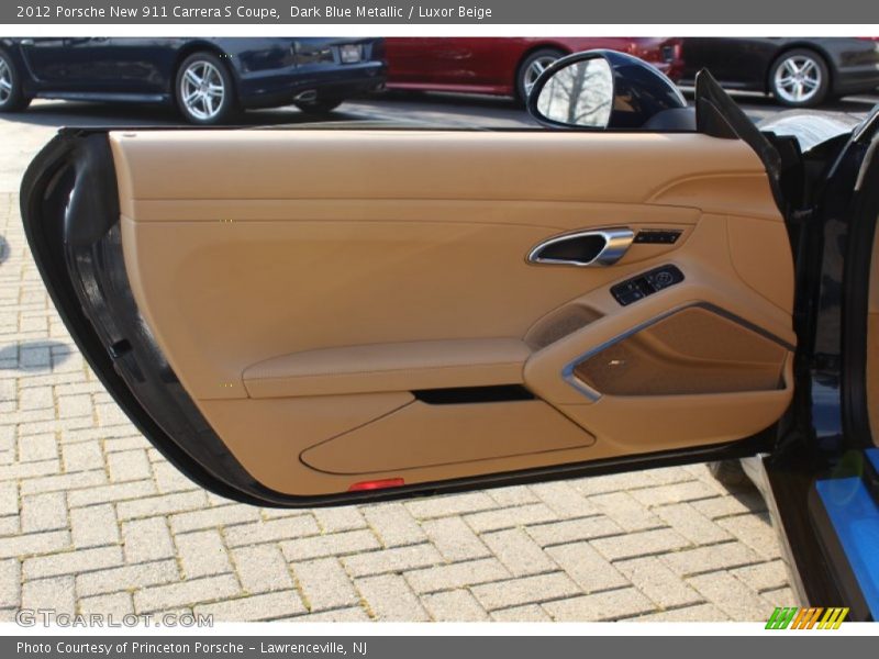 Door Panel of 2012 New 911 Carrera S Coupe