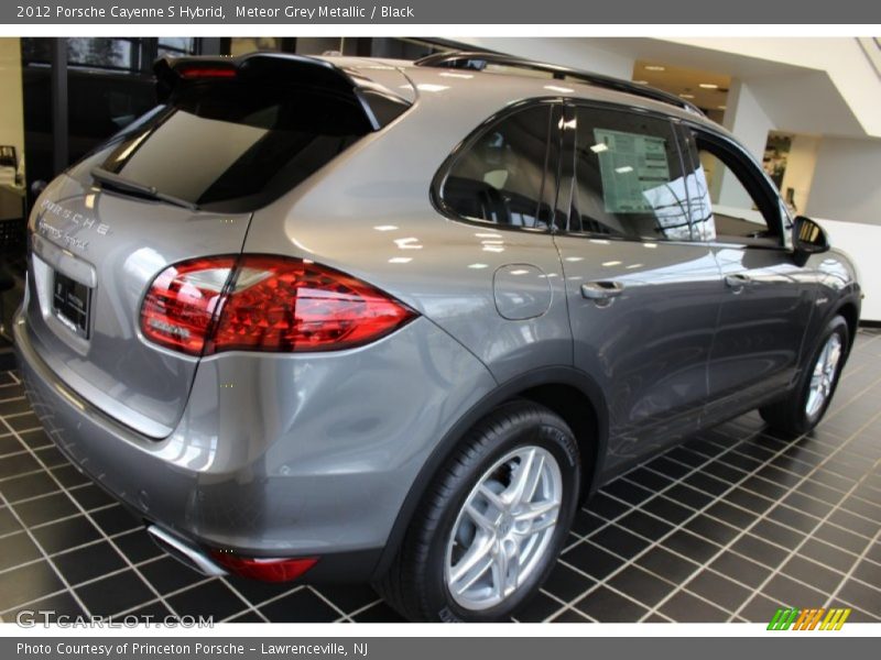 Meteor Grey Metallic / Black 2012 Porsche Cayenne S Hybrid