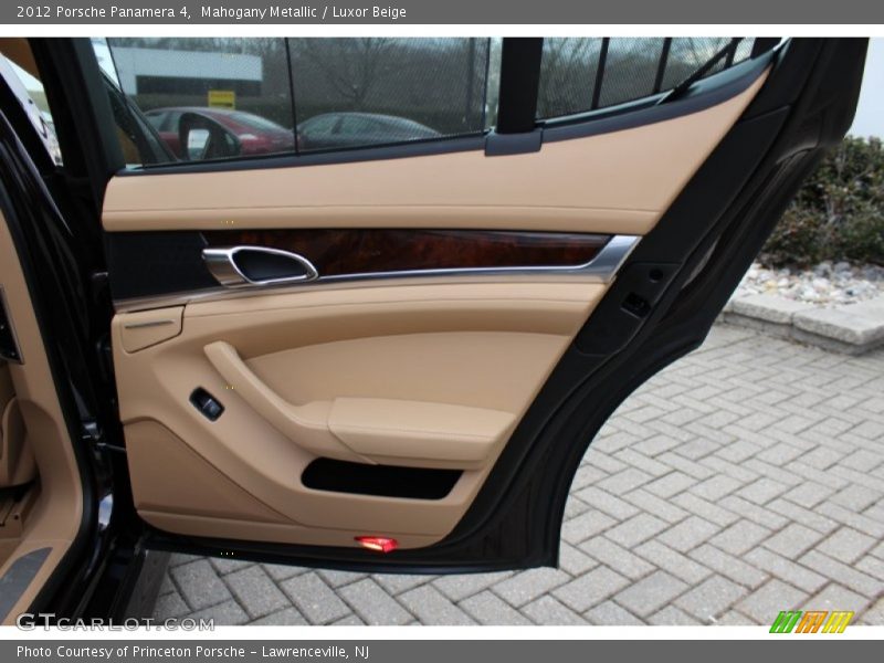 Door Panel of 2012 Panamera 4