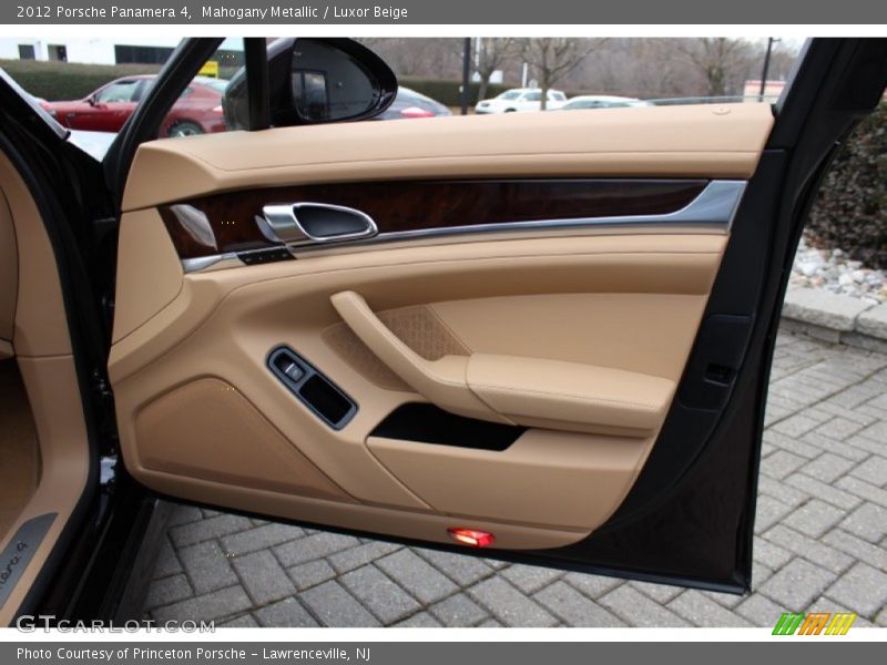 Door Panel of 2012 Panamera 4