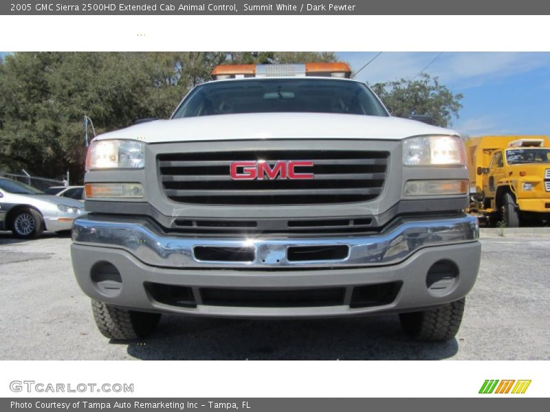 Summit White / Dark Pewter 2005 GMC Sierra 2500HD Extended Cab Animal Control