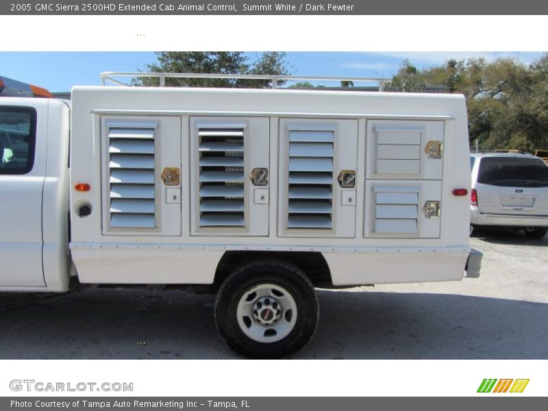 Summit White / Dark Pewter 2005 GMC Sierra 2500HD Extended Cab Animal Control