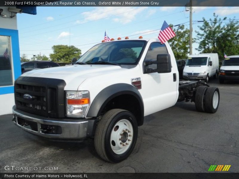 Front 3/4 View of 2008 F450 Super Duty XL Regular Cab Chassis