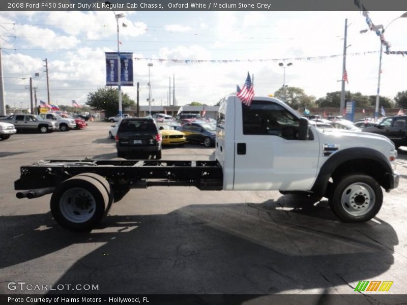 Oxford White / Medium Stone Grey 2008 Ford F450 Super Duty XL Regular Cab Chassis