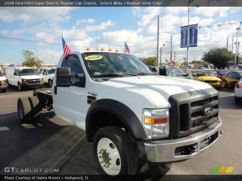 Oxford White / Medium Stone Grey 2008 Ford F450 Super Duty XL Regular Cab Chassis