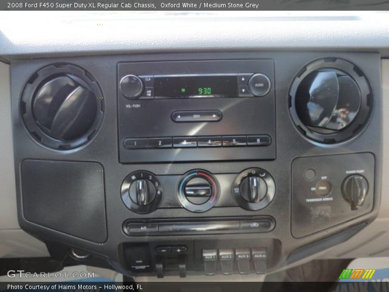 Controls of 2008 F450 Super Duty XL Regular Cab Chassis