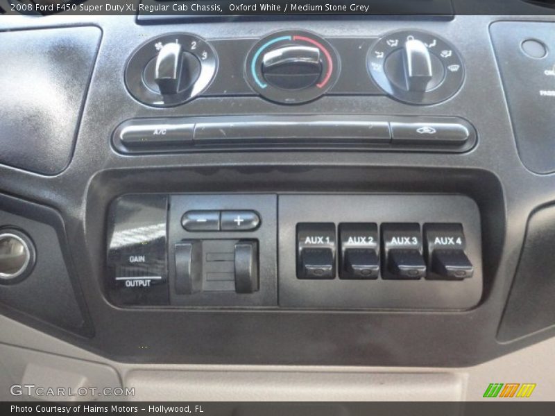 Controls of 2008 F450 Super Duty XL Regular Cab Chassis