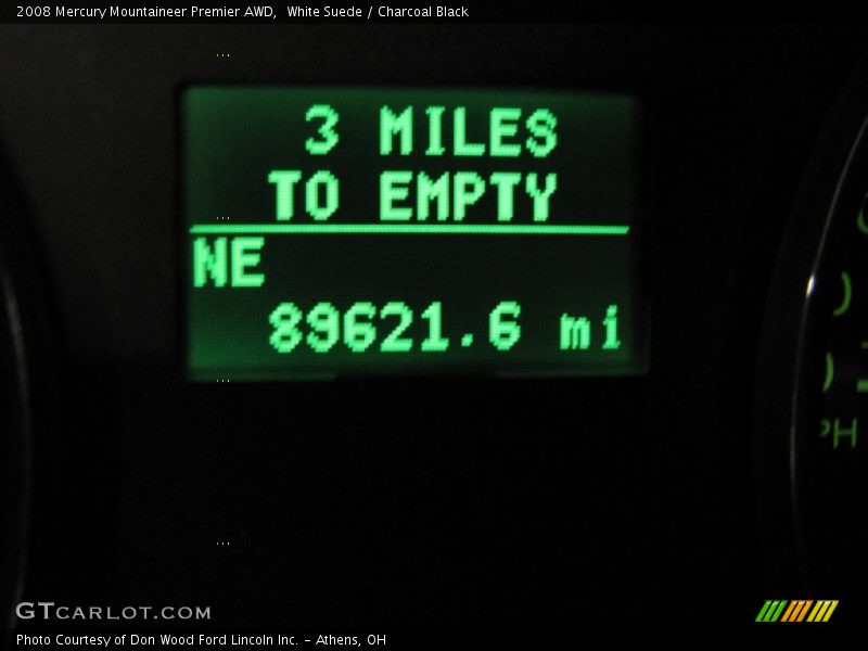 White Suede / Charcoal Black 2008 Mercury Mountaineer Premier AWD